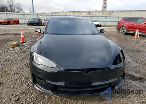 2022 Tesla Model S z USA, uszkodzony, nr VIN 5YJSA1E55NF477418